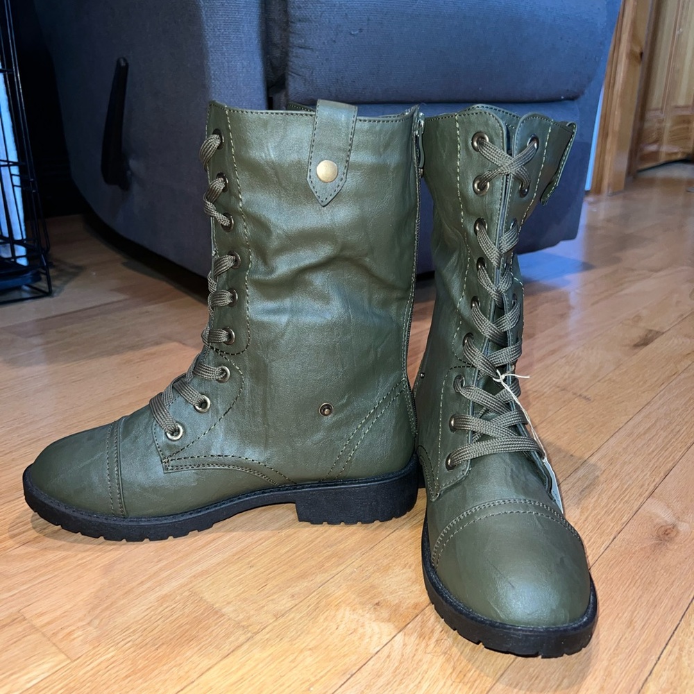 Olive Green Lace-Up Combat Boots